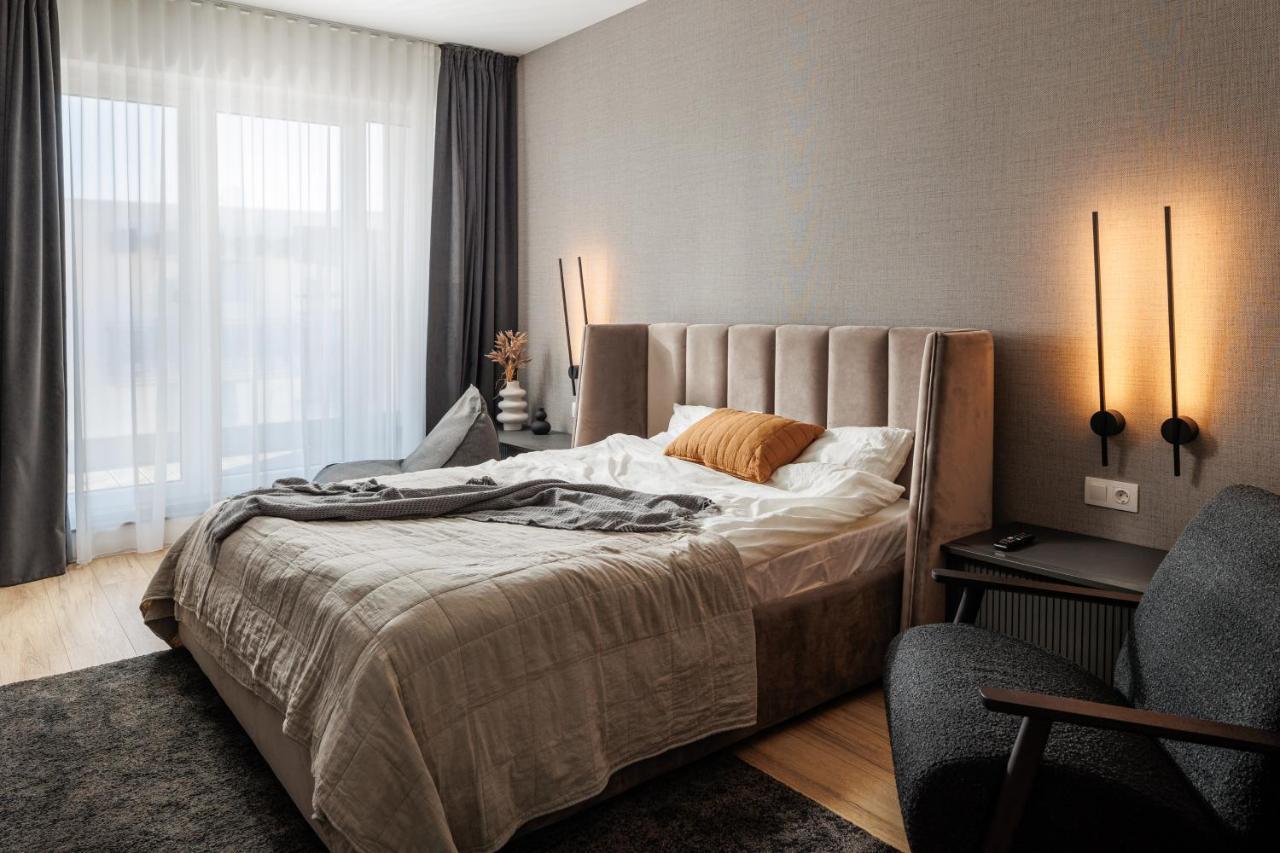 בראשוב Mandala Designer Apartments With Free Private Parking, Near Mall Coresi מראה חיצוני תמונה